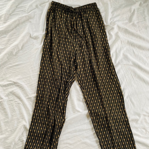 High Waisted Pants - Picture 2 of 7